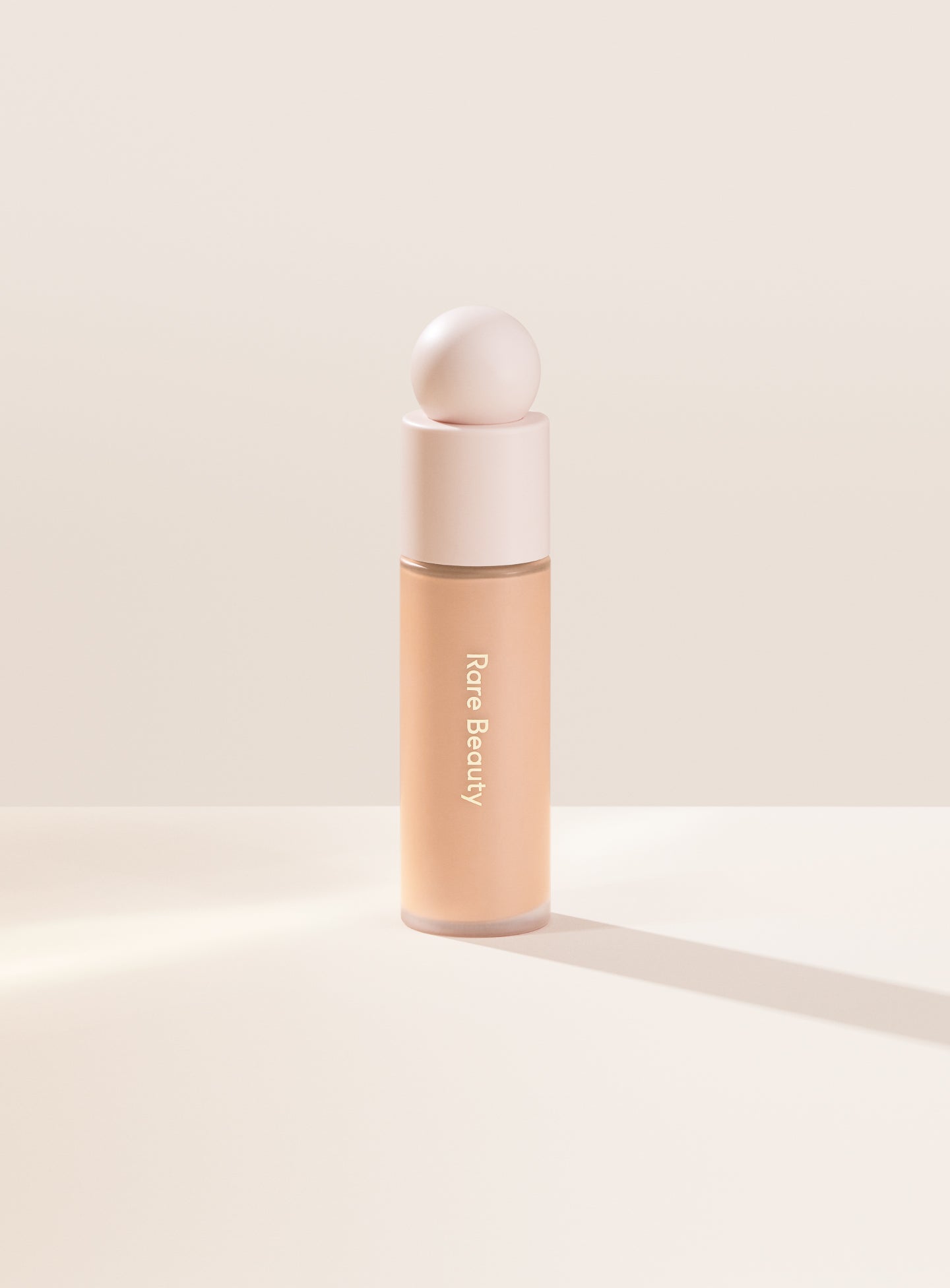 Liquid Touch Weightless Foundation - Image 4