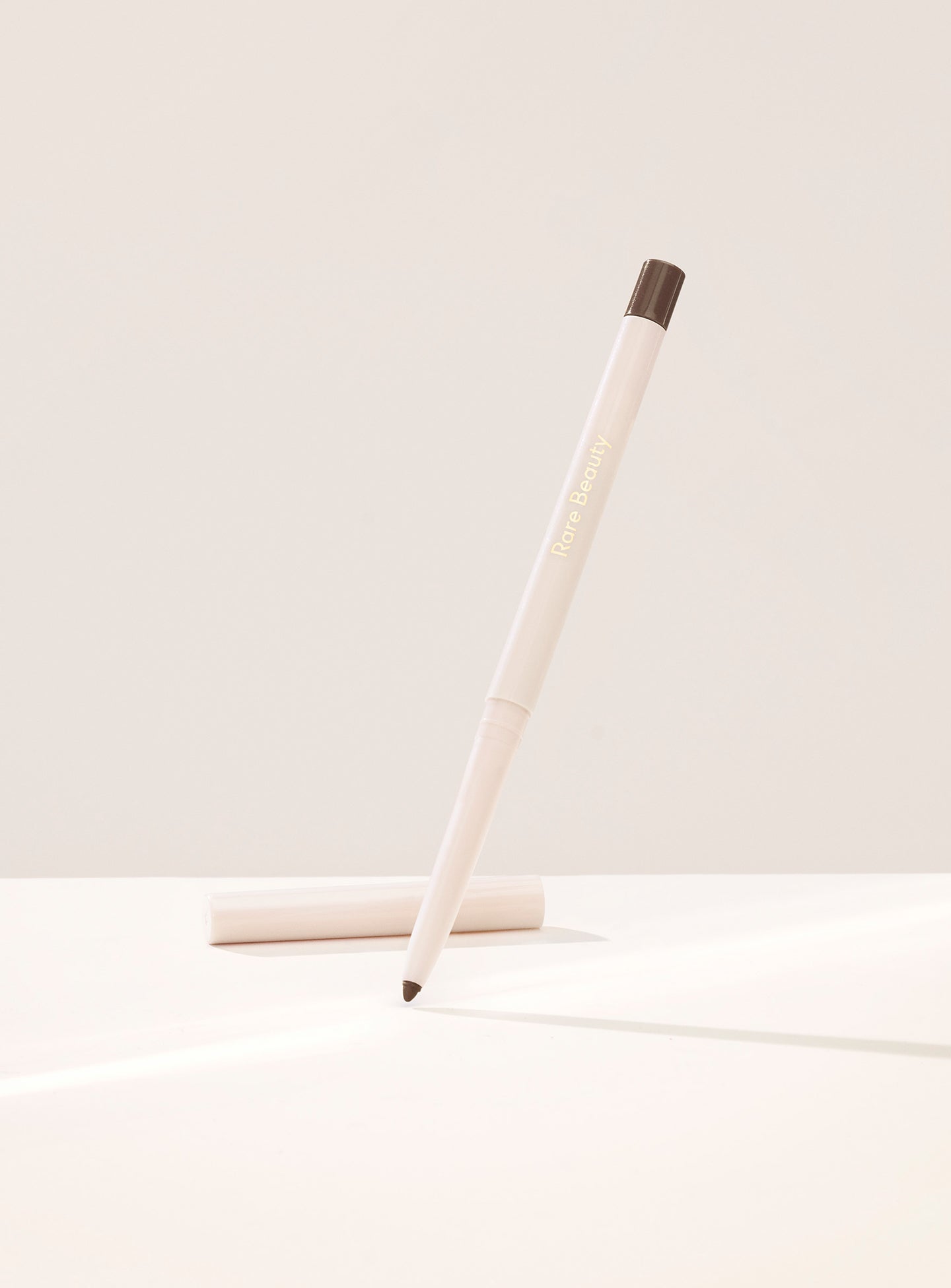Perfect Strokes Longwear Gel Eyeliner - Image 2